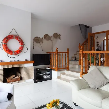 La Marinera House Holiday home *
